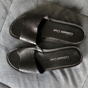 Coldwater Creek Black Slides Size 7